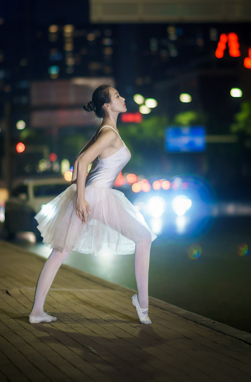 “球场趣事:明星球员的爆笑趣味瞬间”,球星搞笑头像